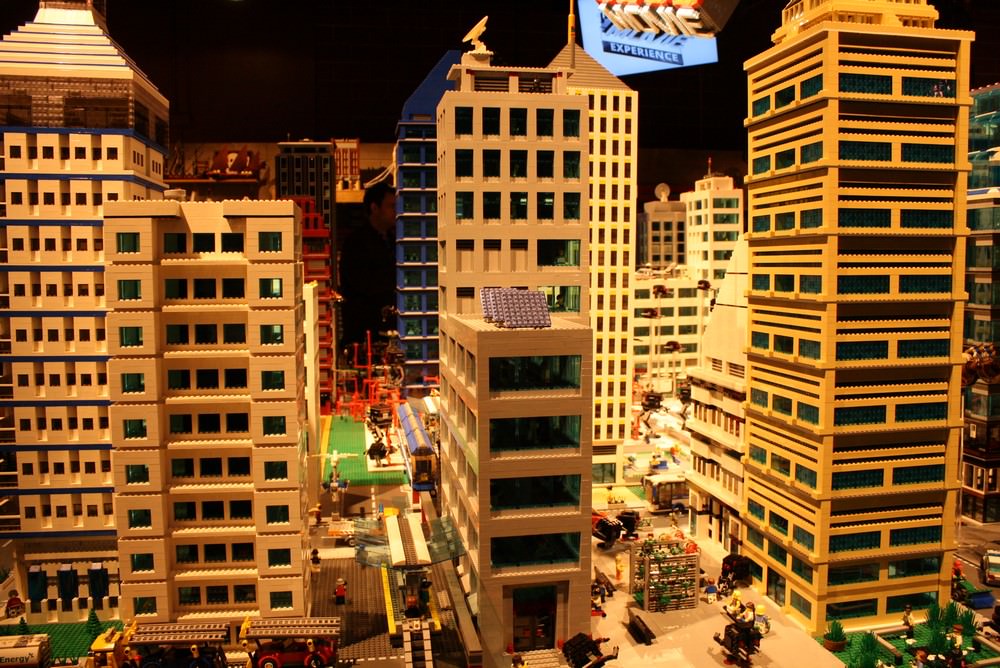 The-Lego-Movie-finns-basement-legoland-image