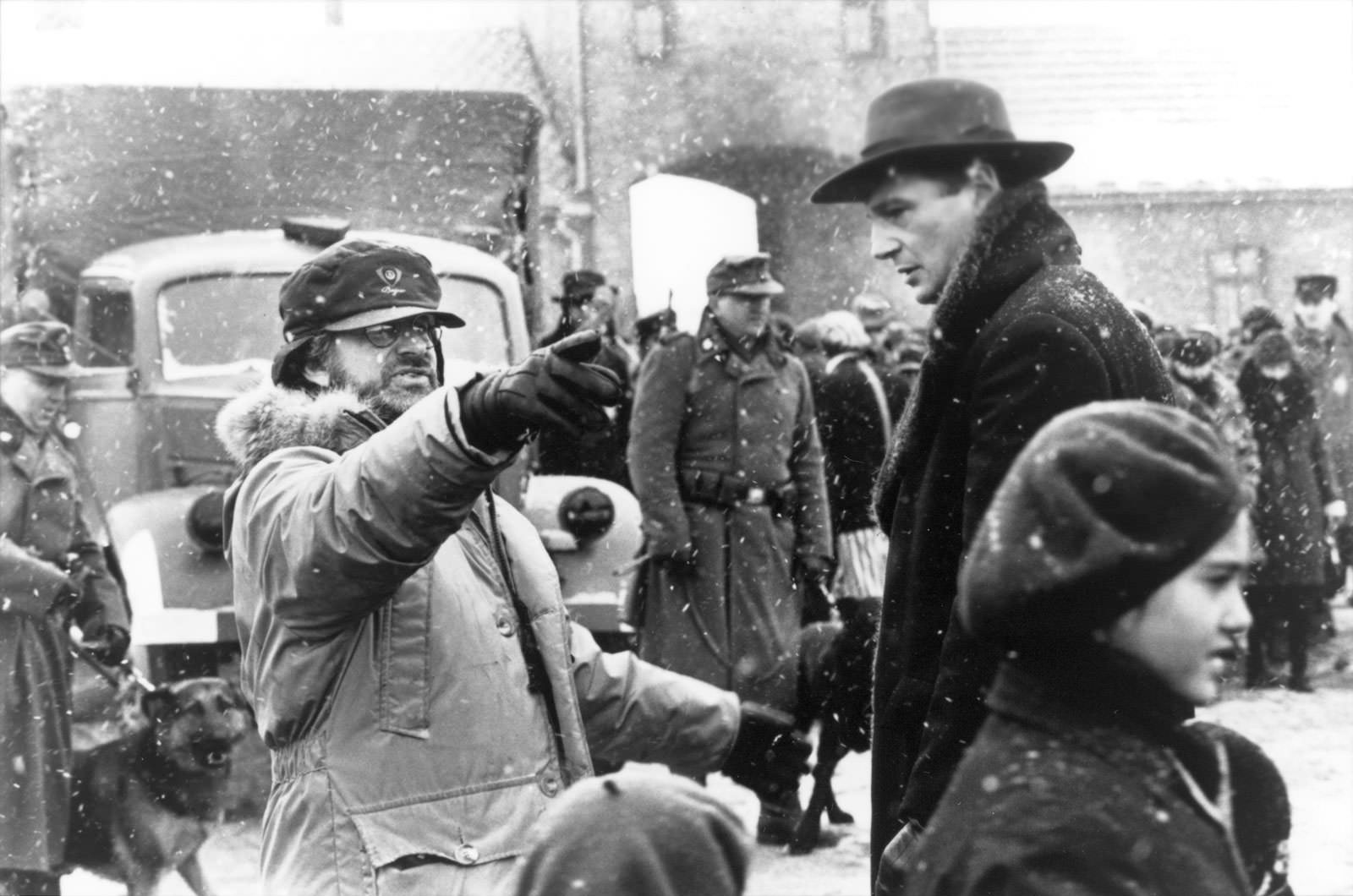 Steven-Spielberg-and-Liam-Neeson-on-the-set-of-Schindlers-List