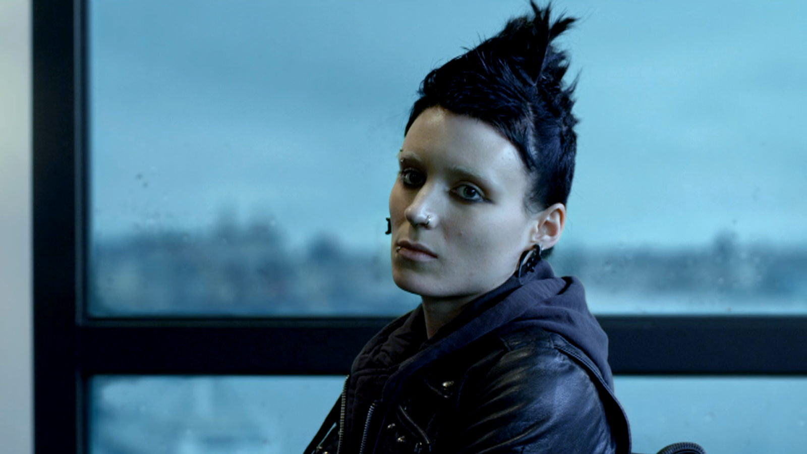158710_behind-the-scenes-rooney-mara-in-the-girl-with-the-dragon-tattoo