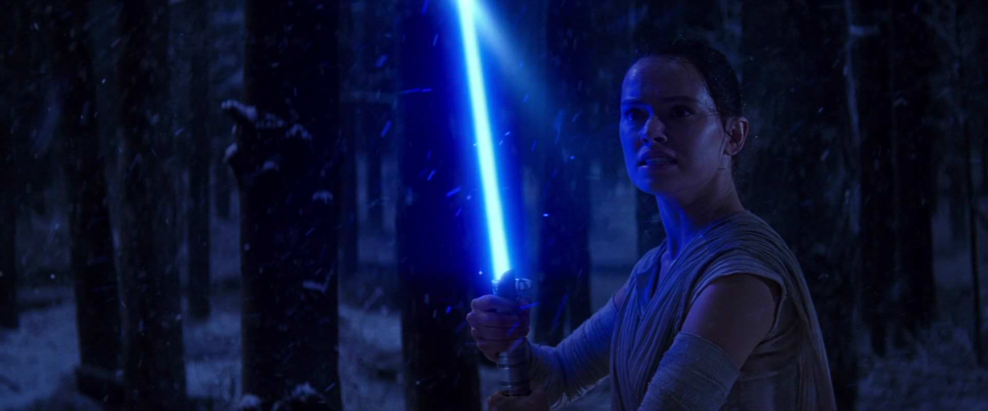 Rey_with_Lightsaber